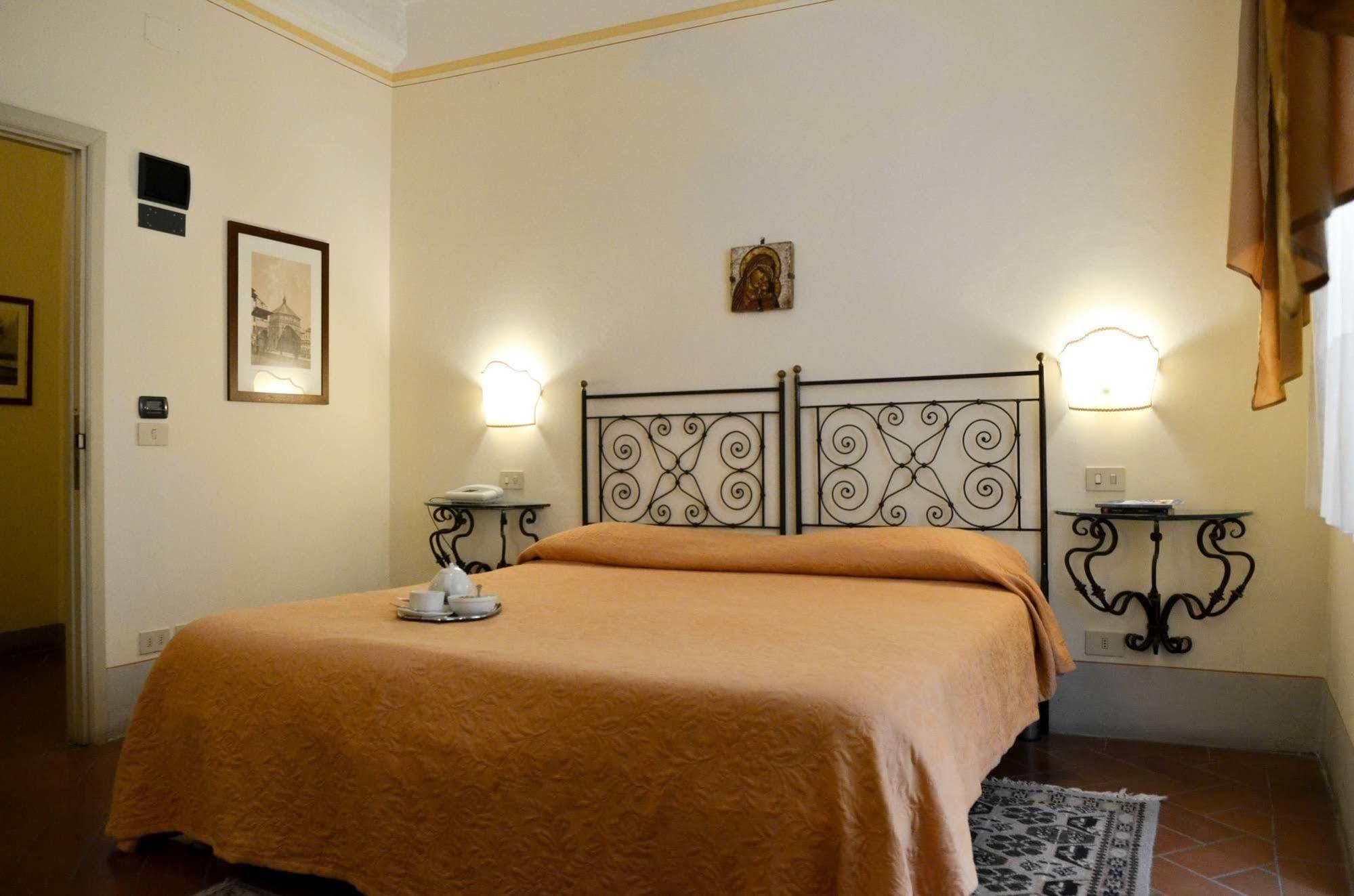 קורטונה B&B Piccolo Hotel מראה חיצוני תמונה
